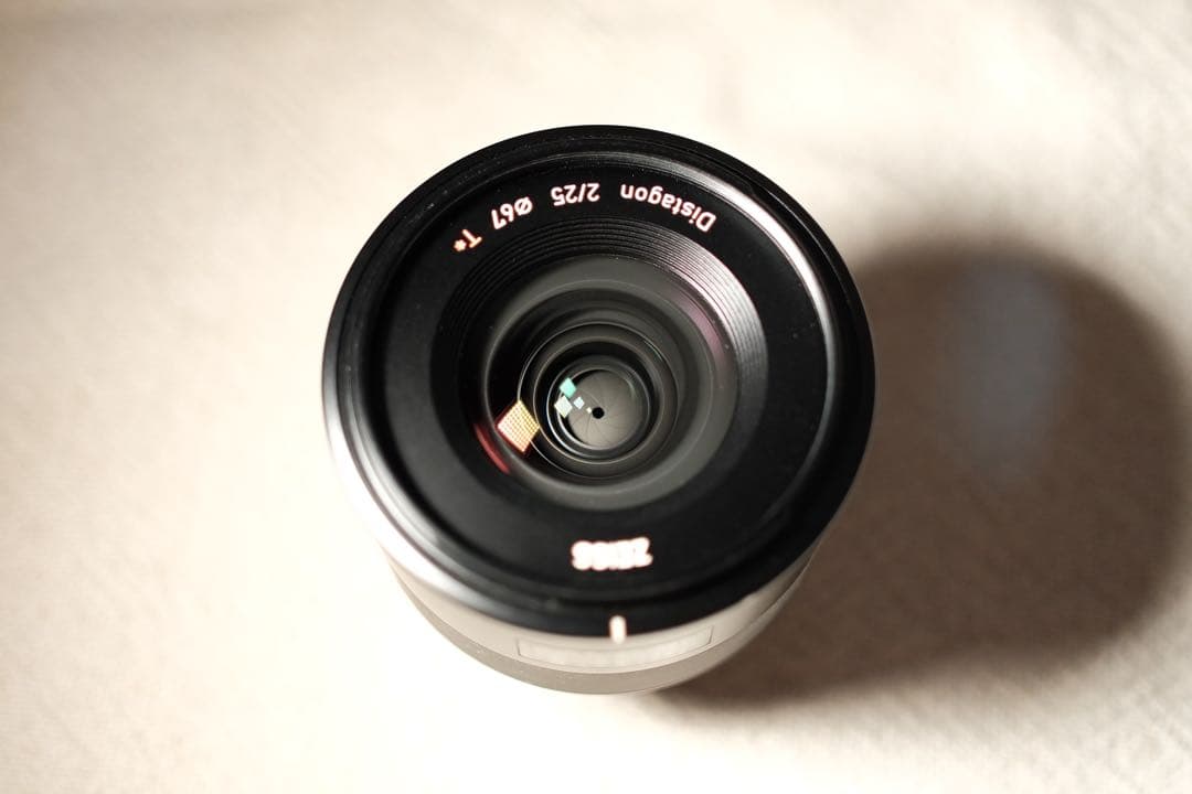 ZEISS Distagon 2/25 Sony Eマウント