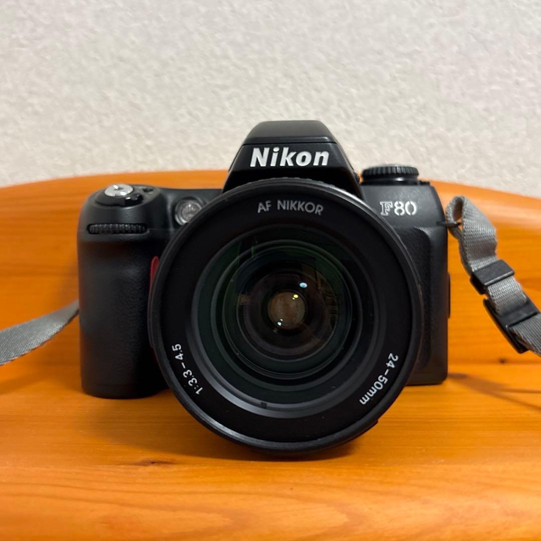 フィルムカメラ nikon f80 / AF NIKKOR f3.3-4.5 24-50mm
