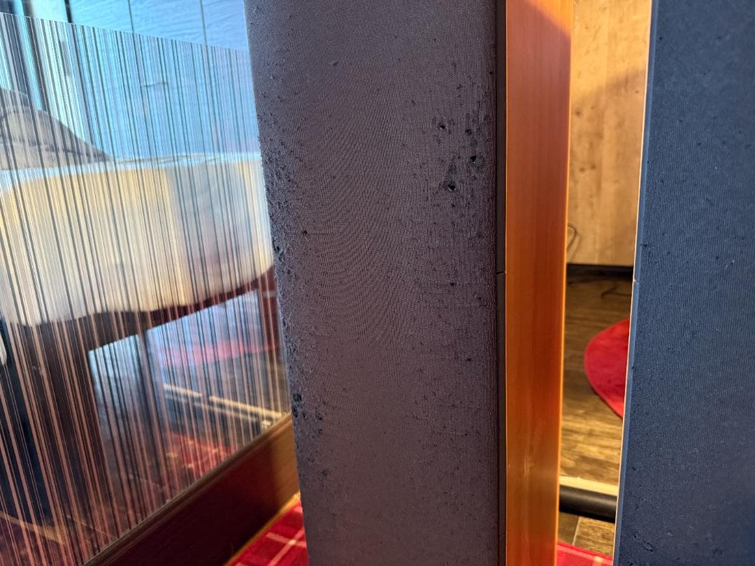 B&W DM603 S2 シリアル連番 バナナプラグ、インシュレーター、板付