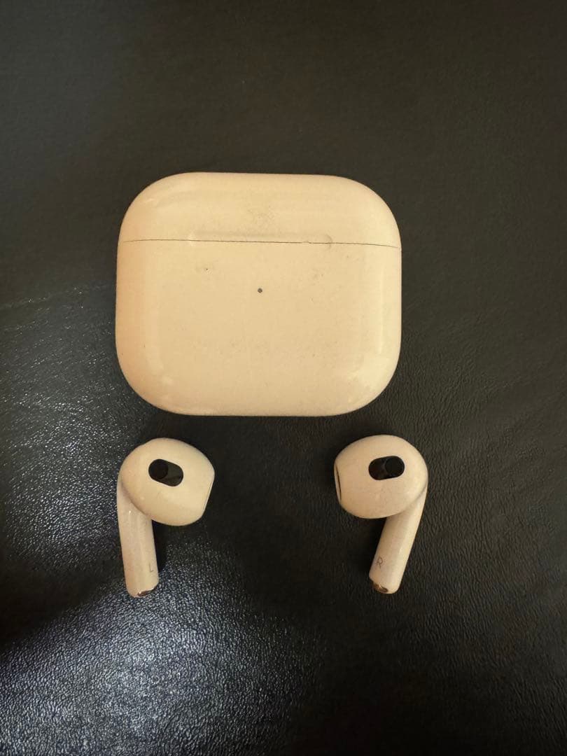 イヤホン AirPods3