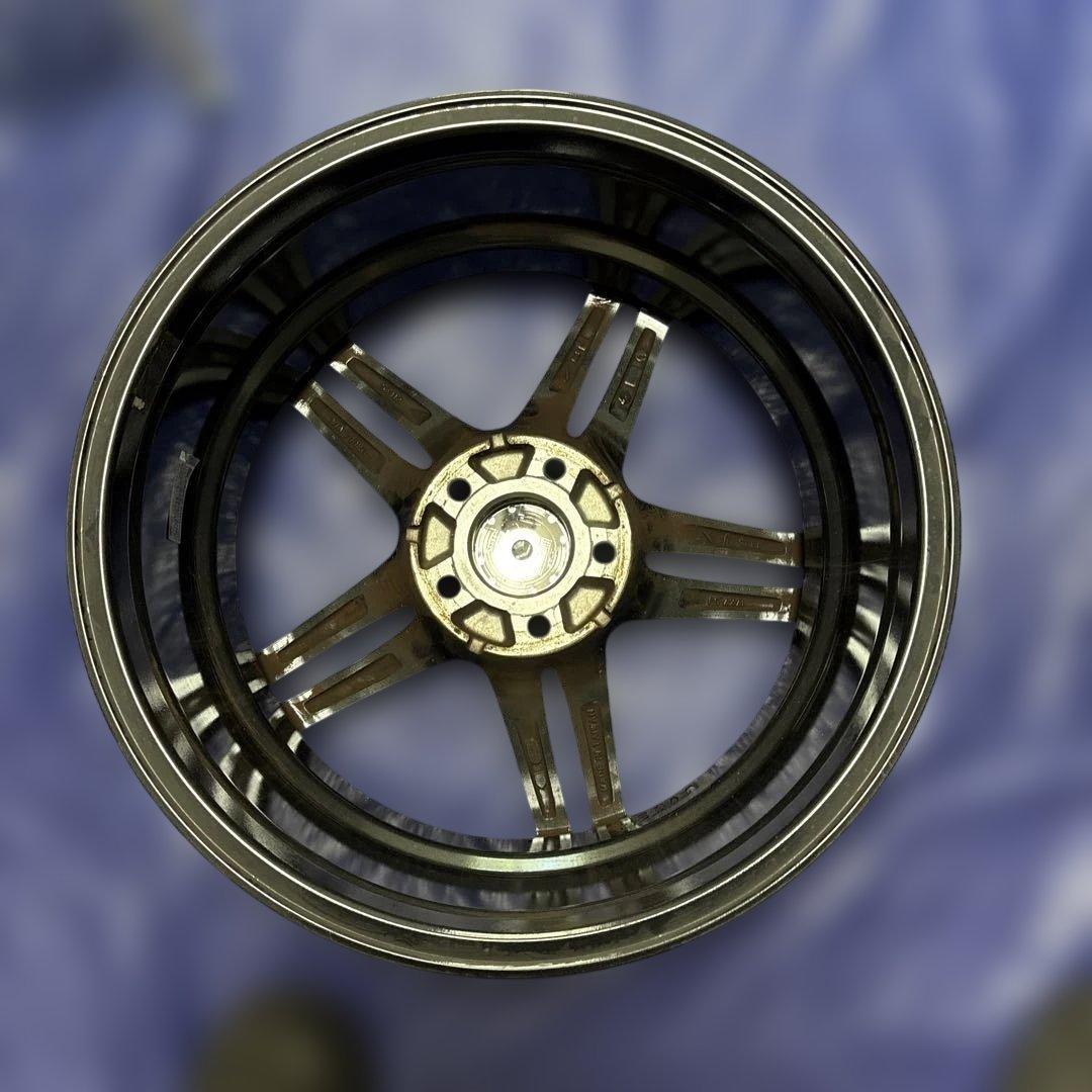 17インチアルミホイール　4本