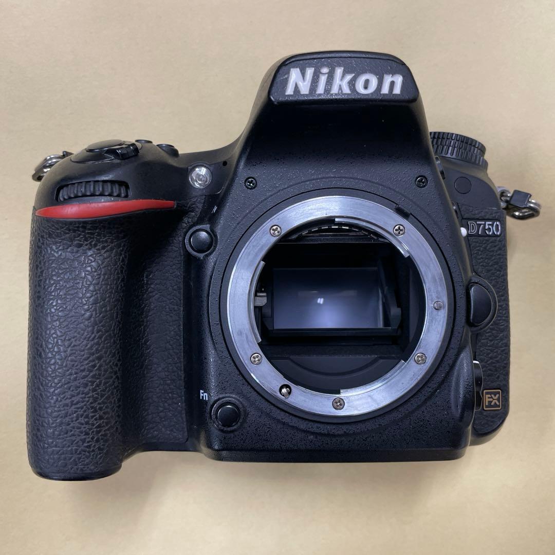 ジャンク Nikon D750 デジタル一眼レフカメラ