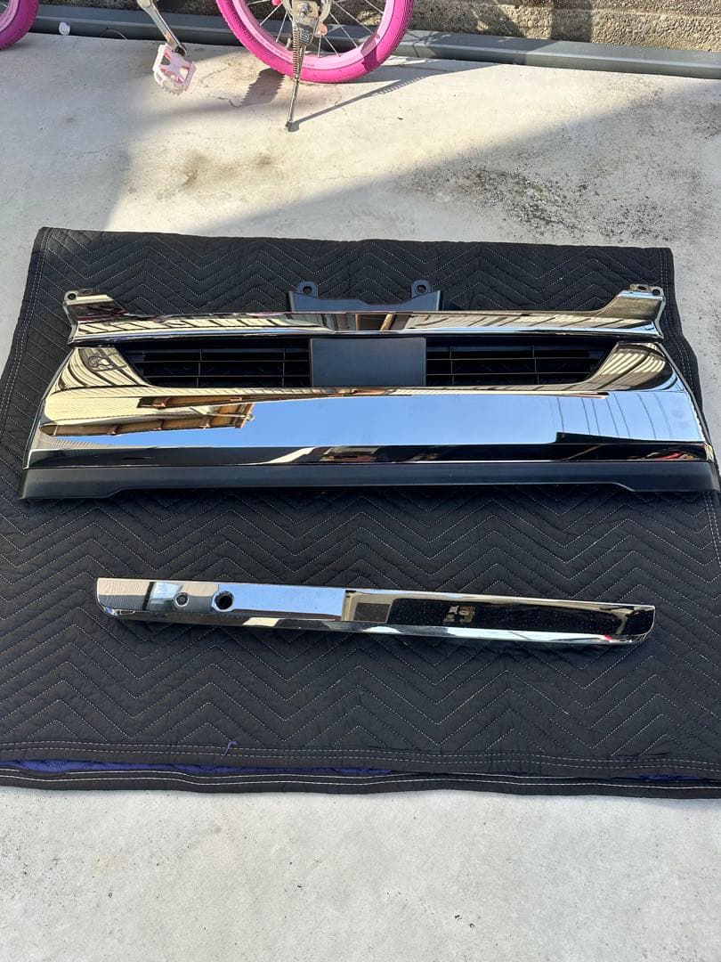 ハイエース　ダークプライム2 フロントグリル　リアガーニッシュセット