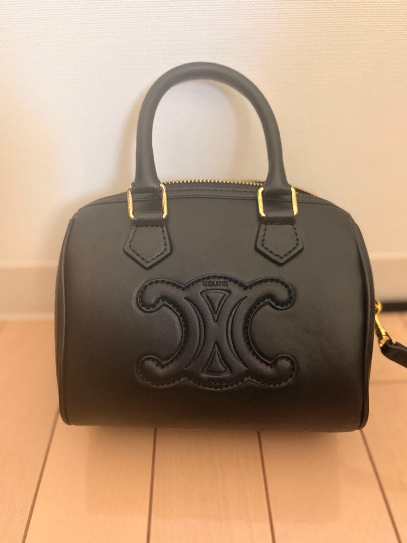 CELINE ブラックレザー ハンドバッグ