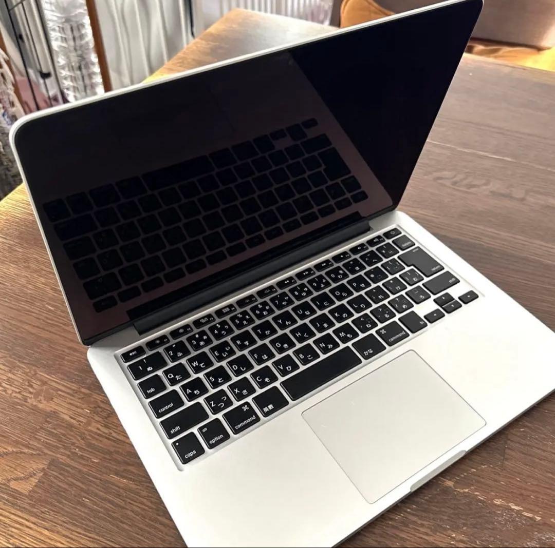 Apple MacBook Pro 2015年モデル　13インチ