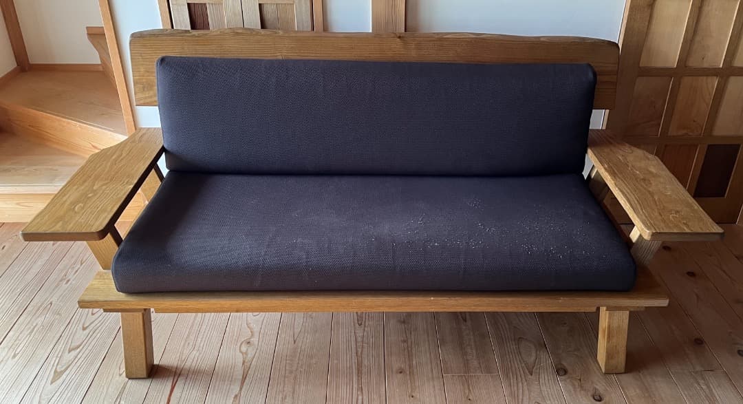 マ*ル様 府中家具製　柿の木　無垢材　３人掛けソファ　オイル仕上げ　蜜蝋メンテ