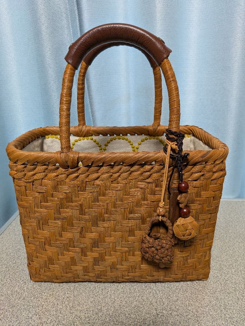 山ぶどう製かごバッグ