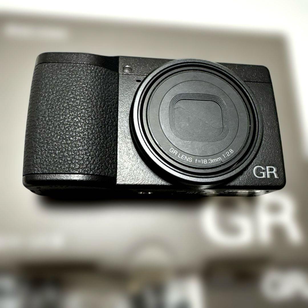 RICOH GR III デジタルカメラ