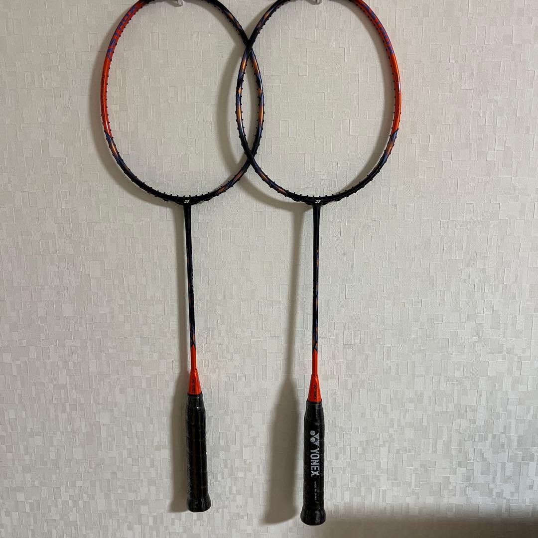 ASTROX 77 PRO バドミントンラケット 2本セット