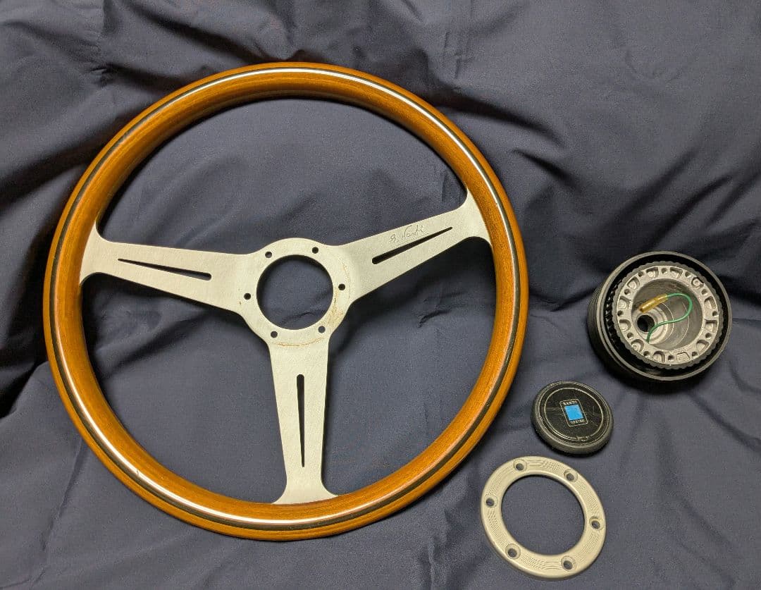 NARDI ウッドステアリングホイール 36cm ホーンボタン付 オールド品