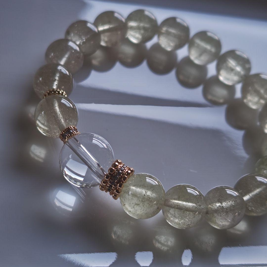 Sです♡　カイラス産水晶　リビアングラス