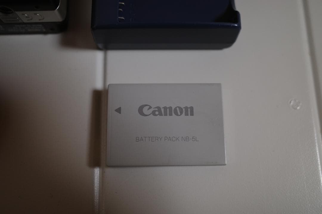 キヤノン　Canon　PowerShot　SX200 IS　バッテリー、充電器付