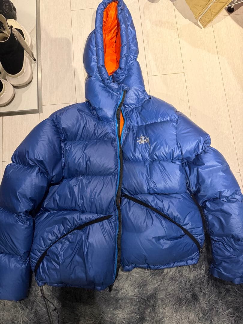 【stussy】 ダウン　S 多少の使用感あり