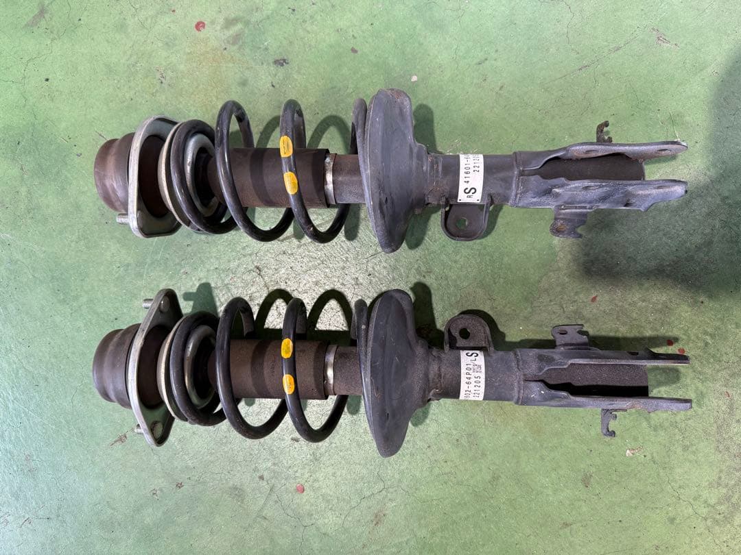 Da17エブリー純正フロントサス