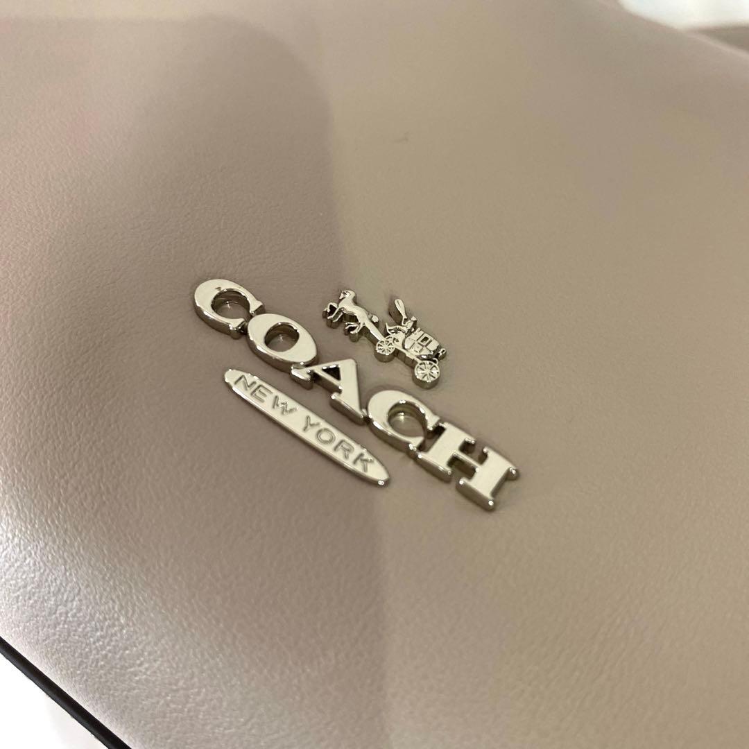 未使用品　COACH コーチ　2way ハンドバッグ　ショルダーバッグ