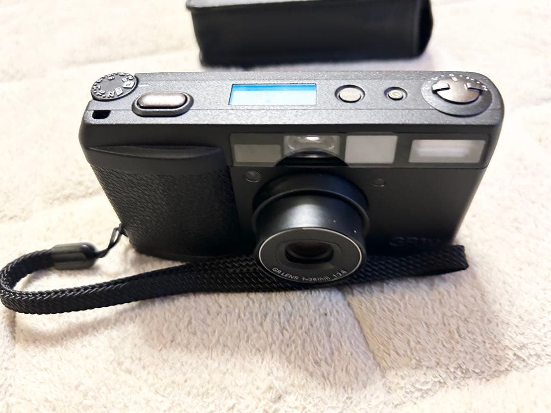 楽一番公式アカウント31　RICOH GR1v リコー　 液晶表示難あり