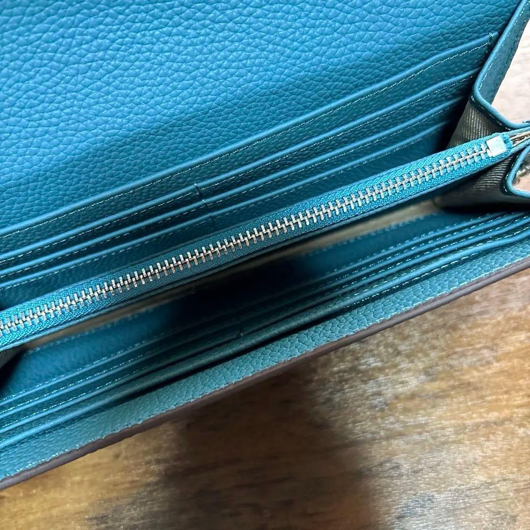 青いレザー Hロゴ 長財布　のり