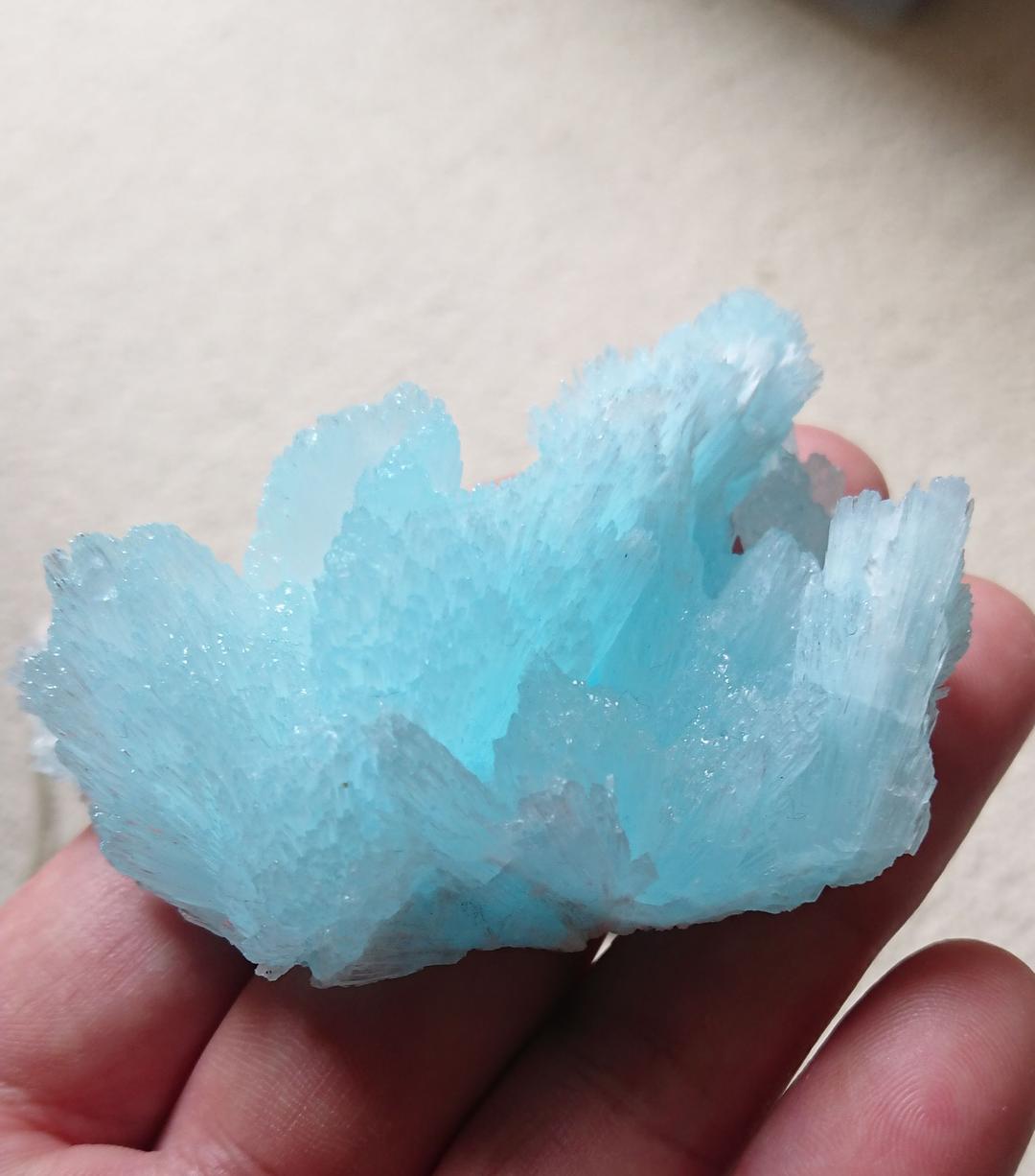 アラゴナイト 原石 天然石 アクアマリンブルー　鉱物