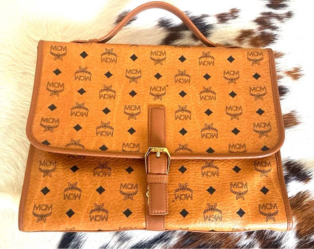 MCM エムシーエム　ビジネスバッグ