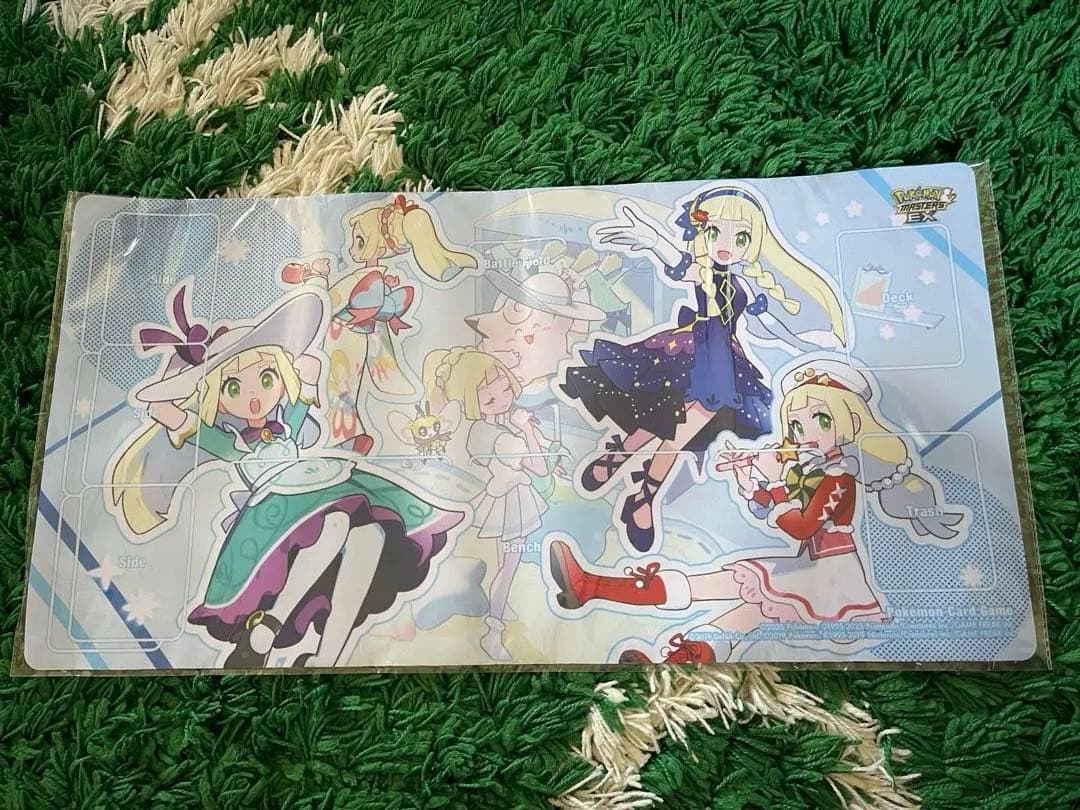 ポケマスEX 特製プレイマット おしゃれを楽しむリーリエ