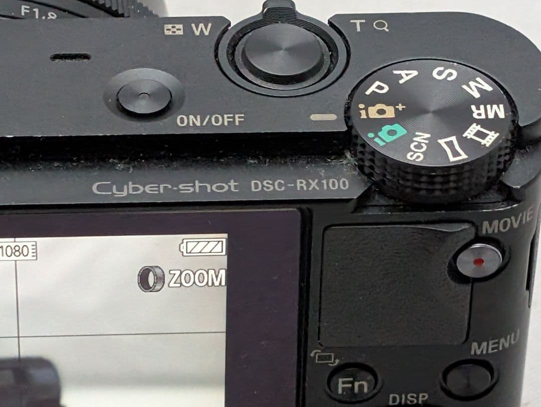 ☆初代モデル☆ ソニー サイバーショット DSC-RX100 大人気コンデジ