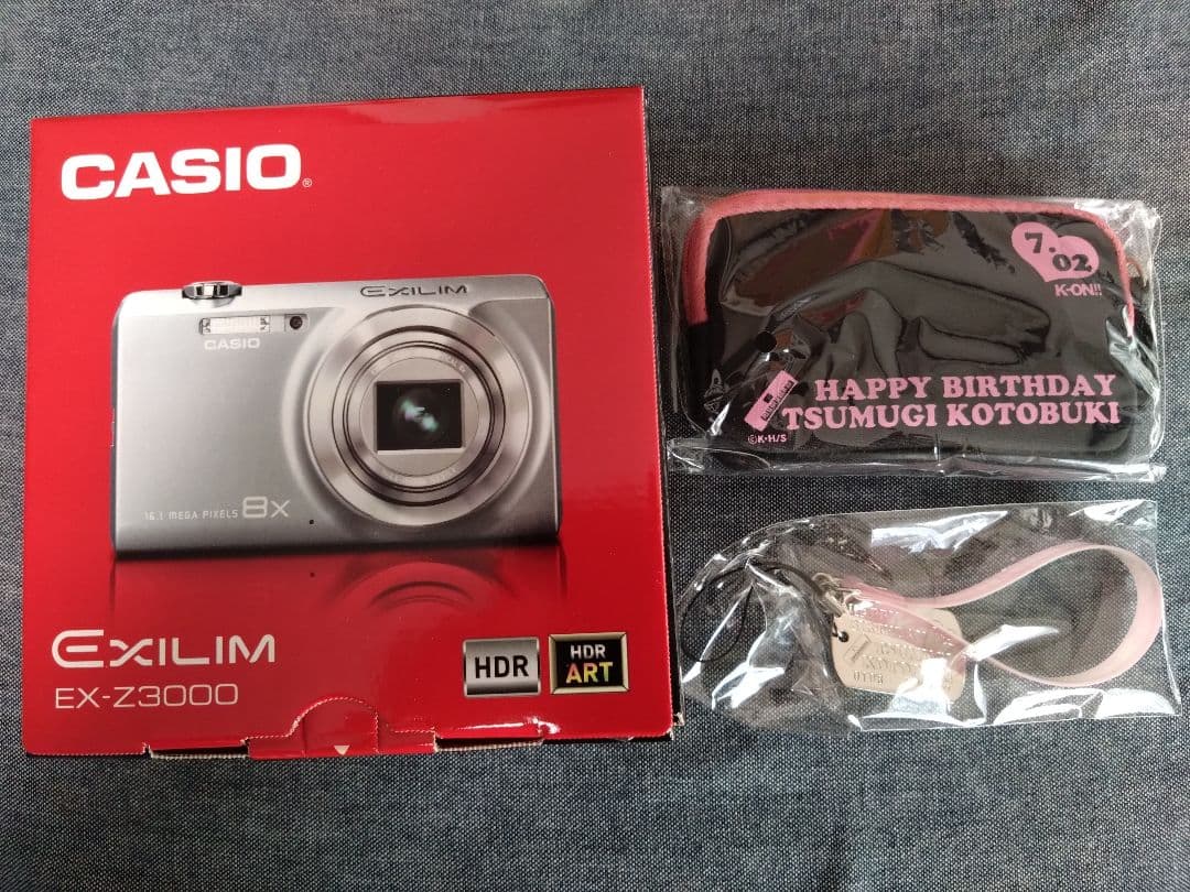 カメラ　けいおん!!×CASIO EXILIMコラボデジタルカメラ 琴吹紬