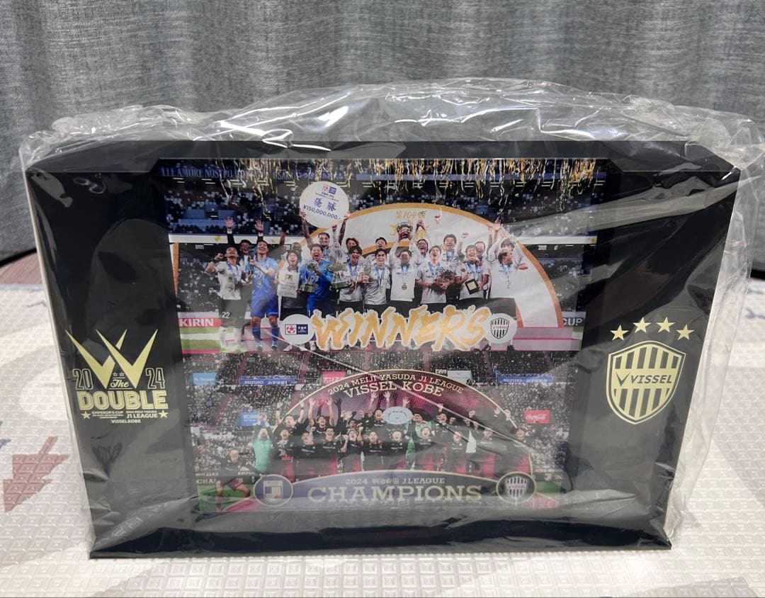 ヴィッセル神戸 Wチャンピオン記念品