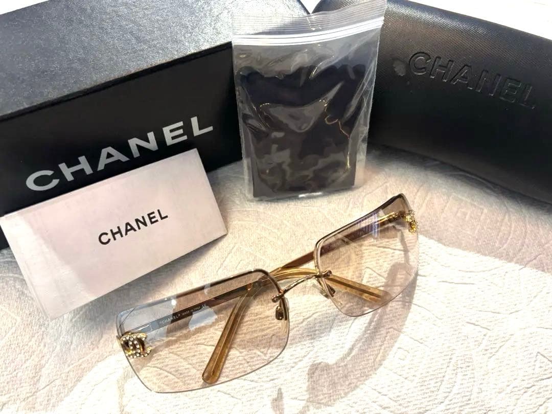 CHANEL シャネル ラインストーン グラデーション サングラス 4104
