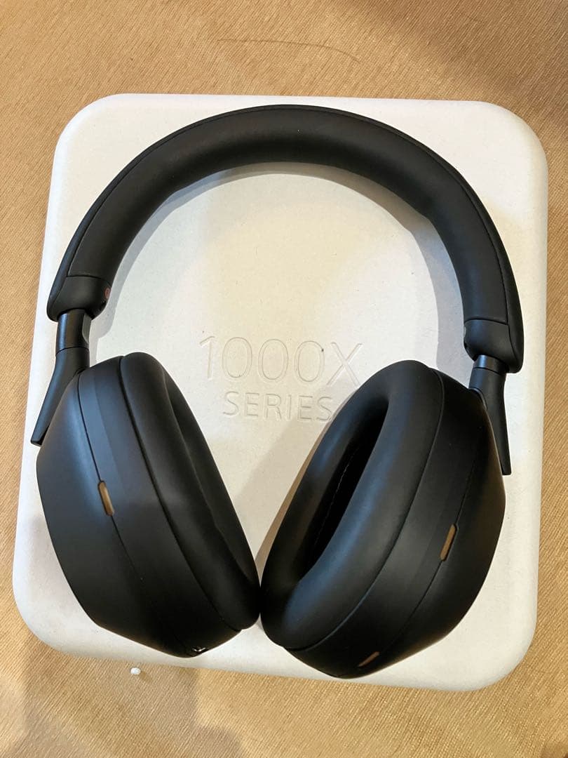 ソニー WH-1000XM5 ワイヤレスヘッドホン