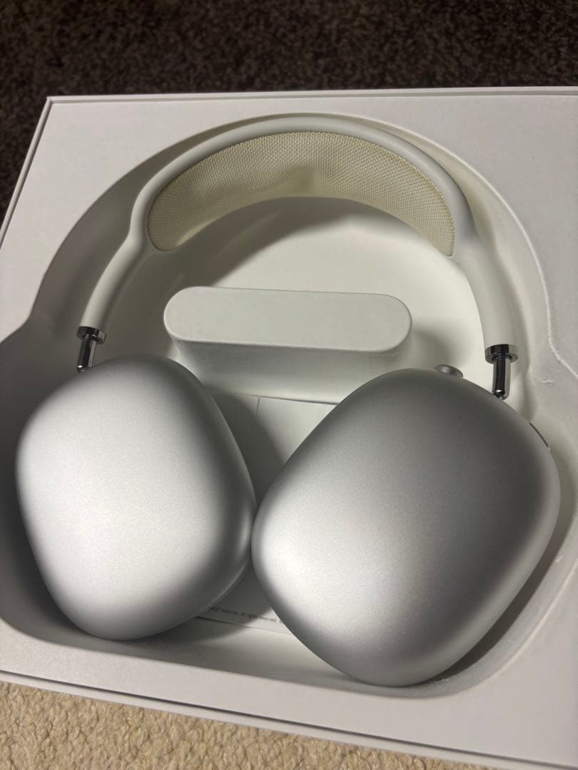 美品　Apple AirPods Max シルバー　エアポッツマックス