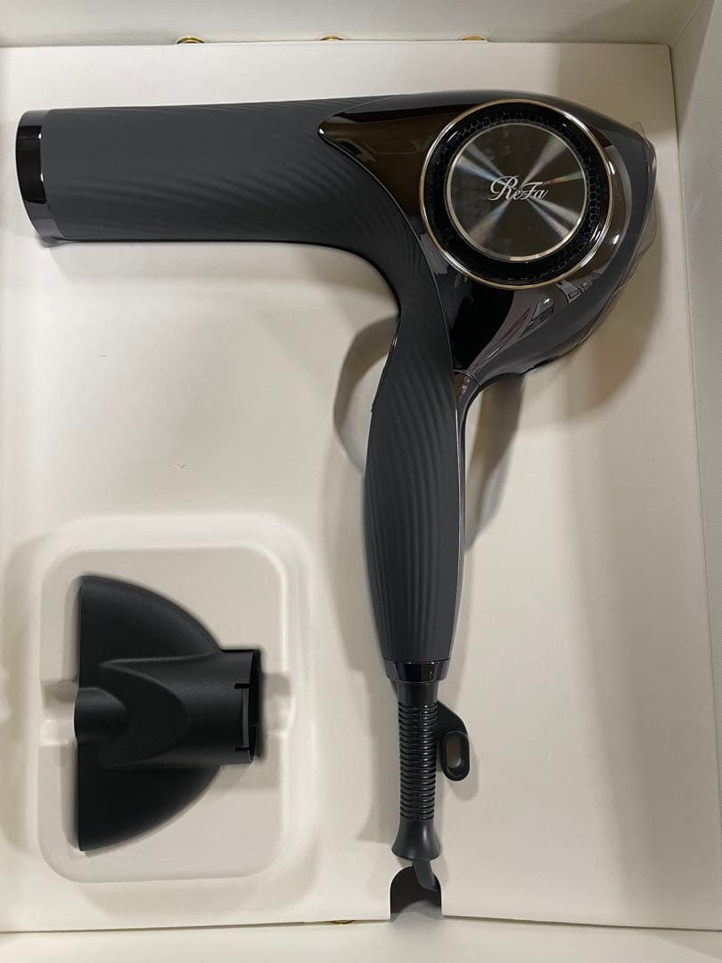【新品・未使用・極美品】リファ ビューテック ドライヤー プロ ブラック MTG