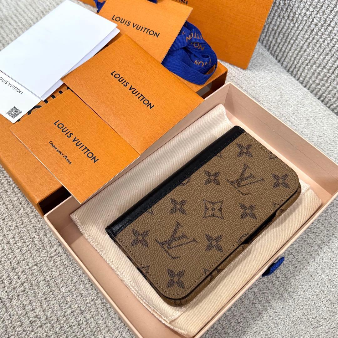 未使用に近い美品✨iPhone15pro モノグラム・リバース キャンバスケース