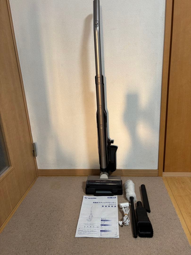 アイリスオーヤマ　コードレス サイクロン掃除機　自走式 SCD-P1P-T