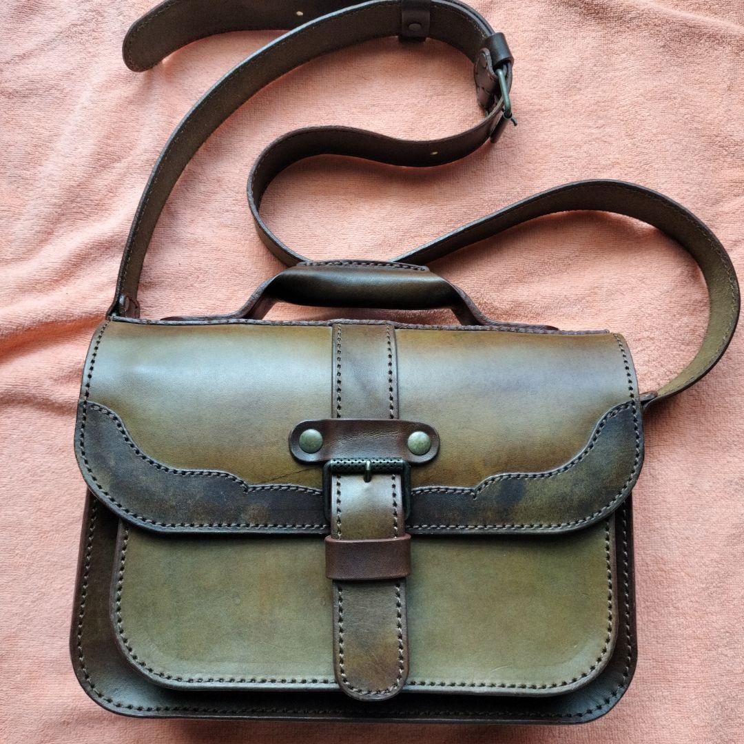 本革ショルダーバッグ ヴィンテージ