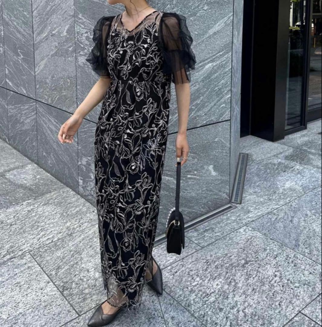 LE'RURE Fluffy sleeve pencil dress 未使用