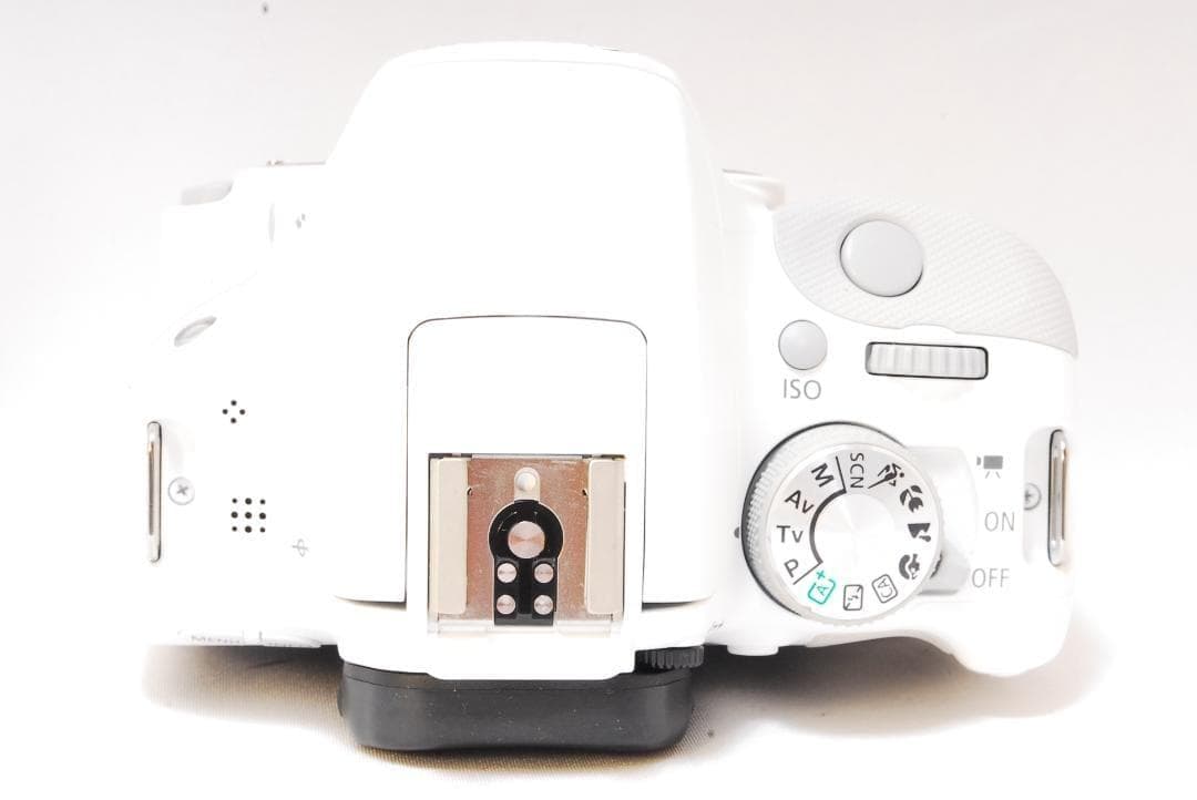 ショット数少✨希少 ホワイト✨Canon EOS Kiss X7✨スマホ転送OK