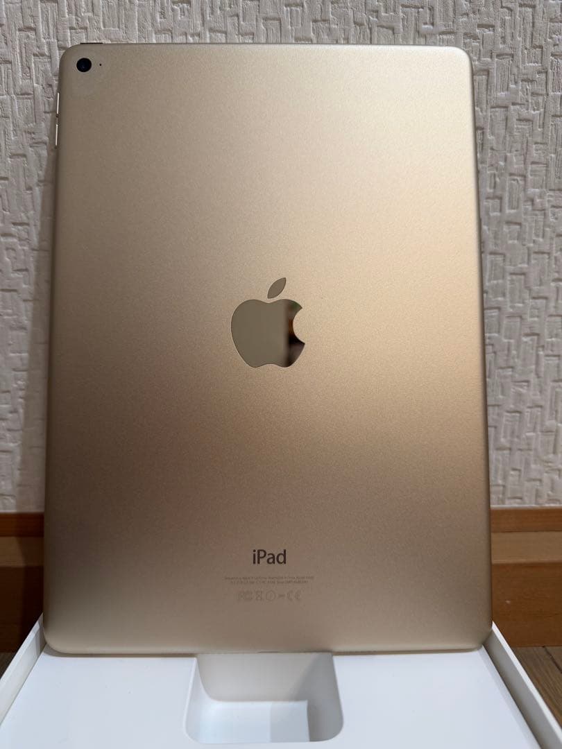 【美品】iPad Air2 128GB ゴールド　Wifiモデル9.7インチ箱付