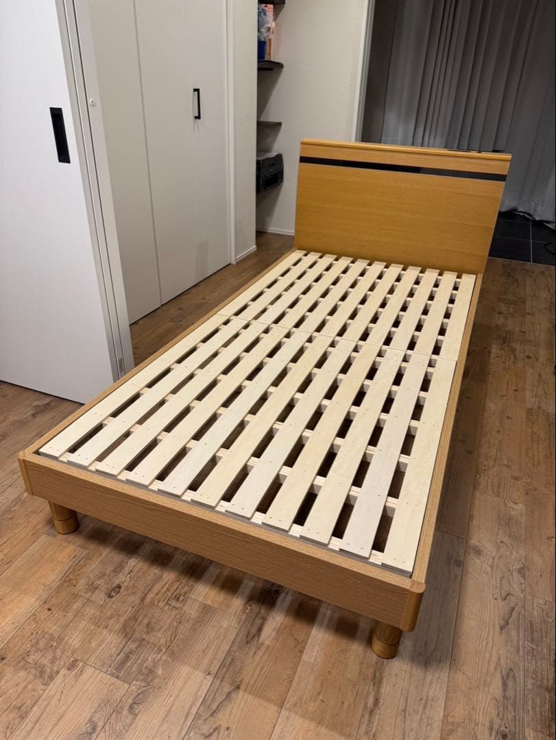 NITORI カレカ-S ベッドフレーム（シングル／セミダブル共通）