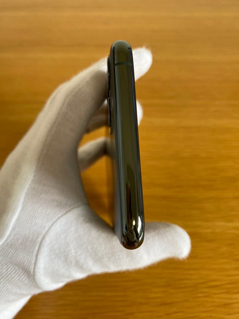 iPhone 11 Pro Max 新品ケース付　iPhone本体　電池100%