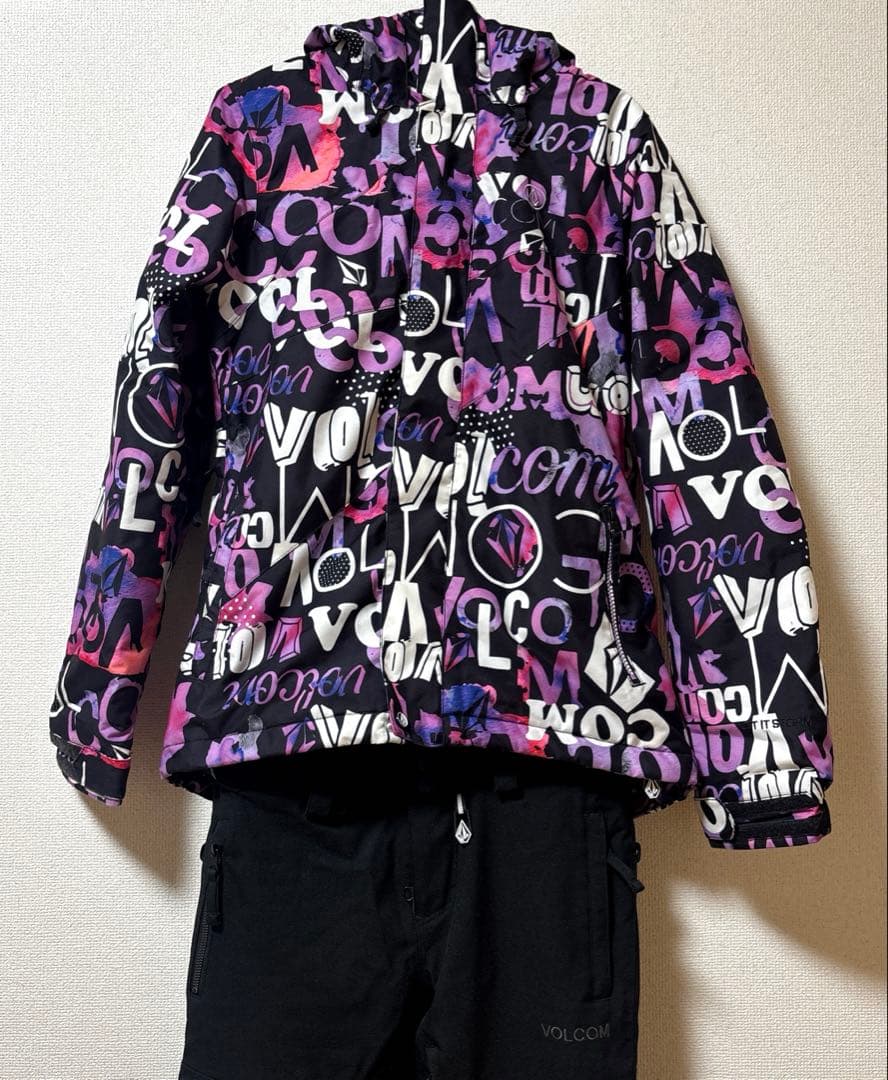 VOLCOMスノーボードウェアセット