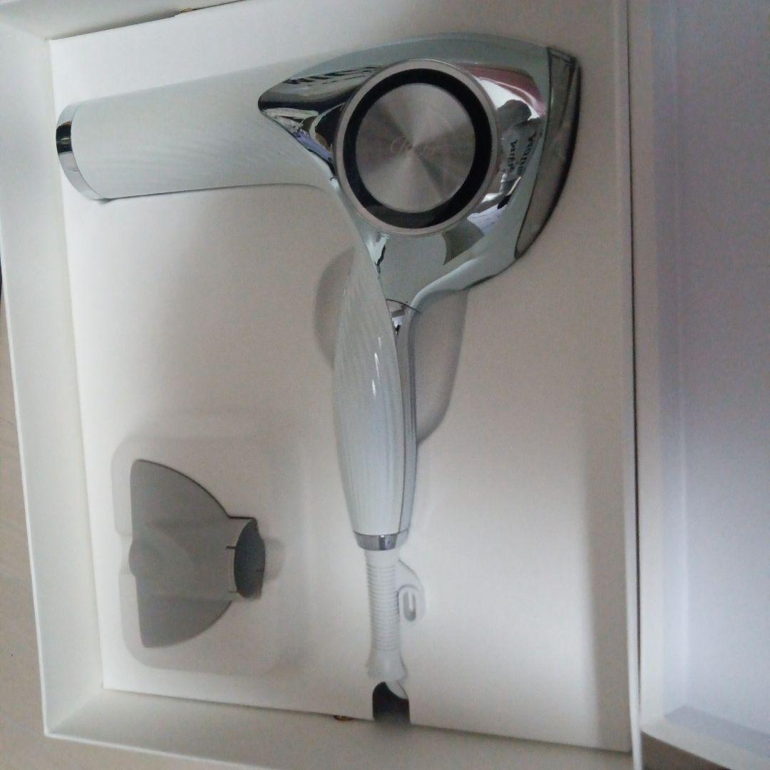 ReFa ドライヤー ホワイト 壁掛けホルダー付き