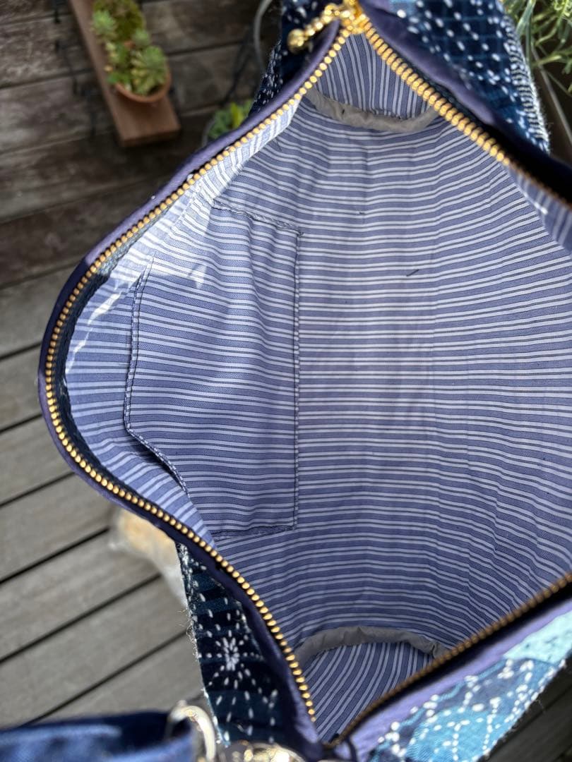 Tです。 松阪もめん刺し子ショルダーバッグ