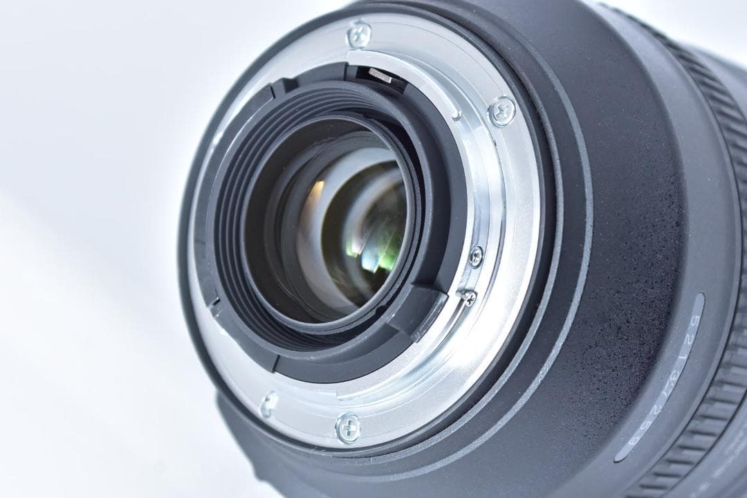 Nikon ニコン AF-S 28-300mm F3.5-5.6 G ED VR