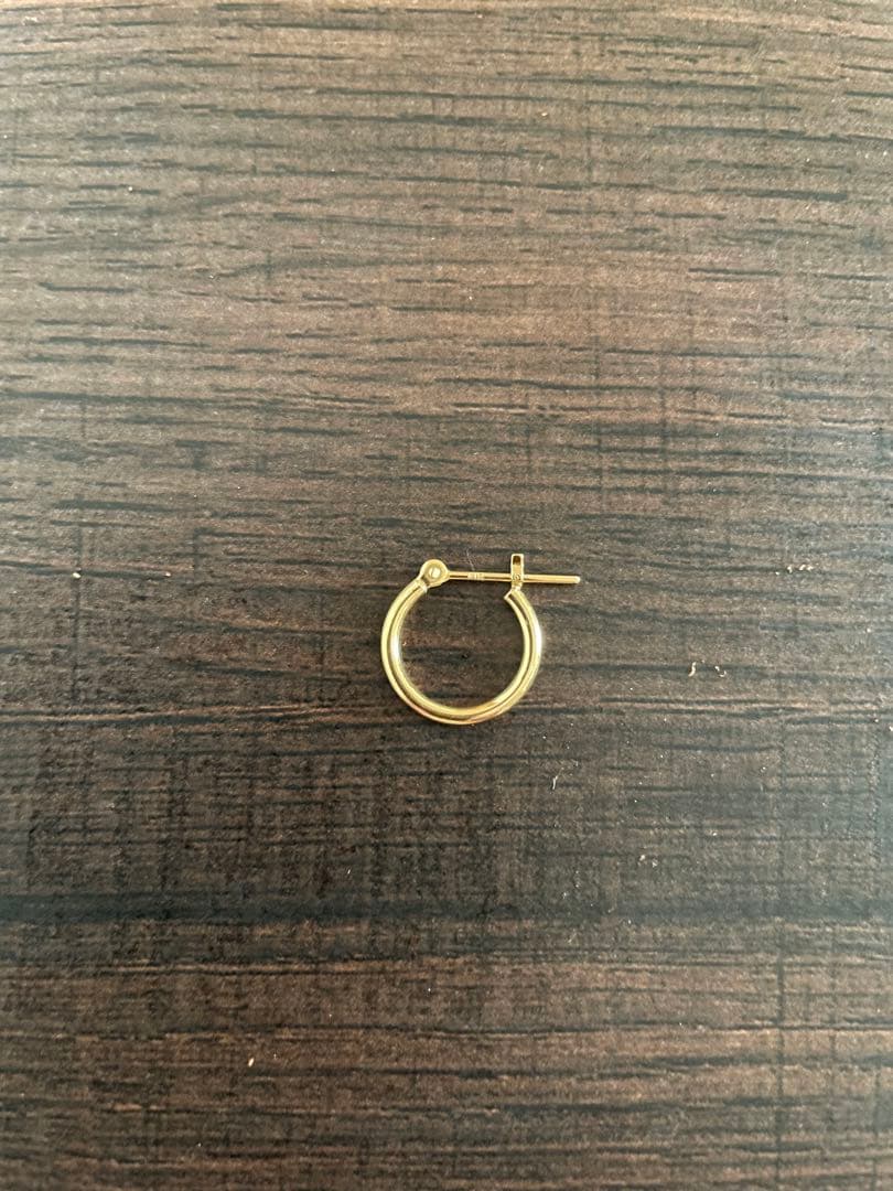 フープピアス 18金　1mm 1.3センチ　片耳用⭐︎美品