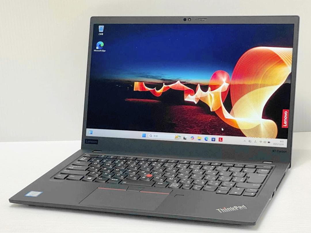 ほぼ新品 使用28h 第8世代Core i7 X1 Carbon Gen7