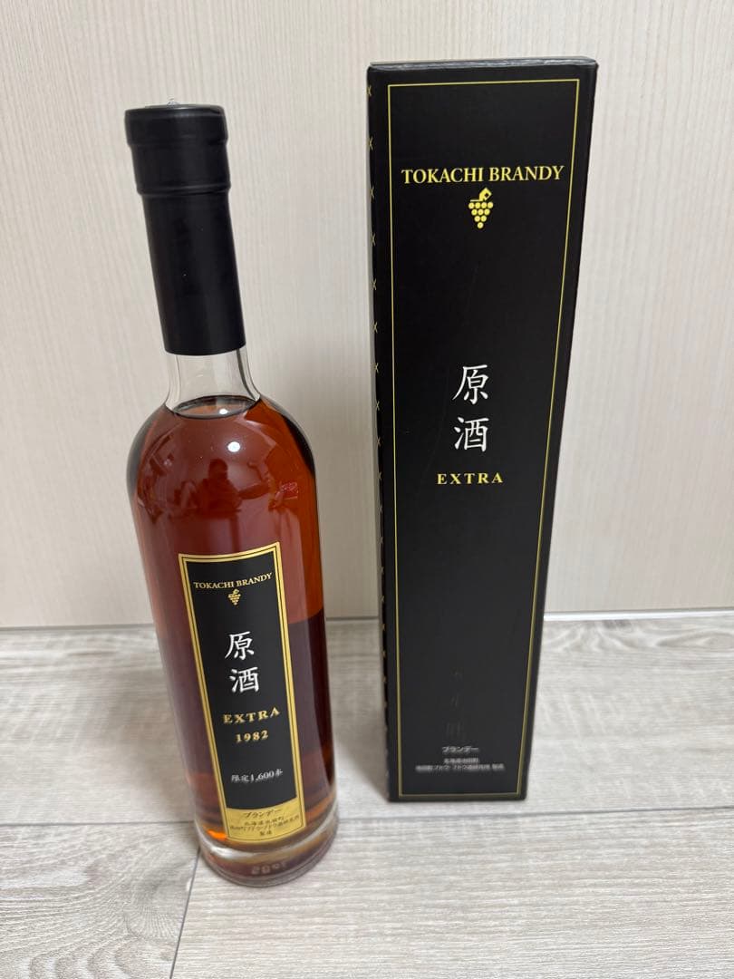 十勝ブランデー　原酒 EXTRA 500ml 1982