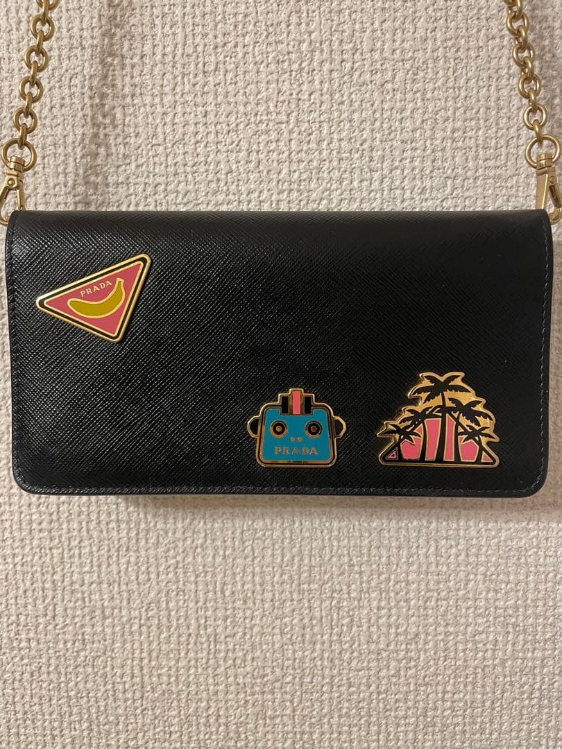 PRADA お財布ポシェット