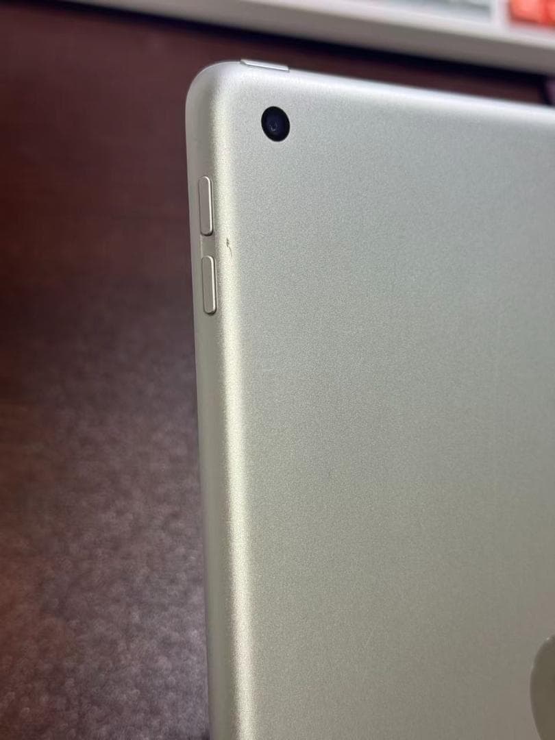 iPad 第８世代 本体 128GB　WIFI