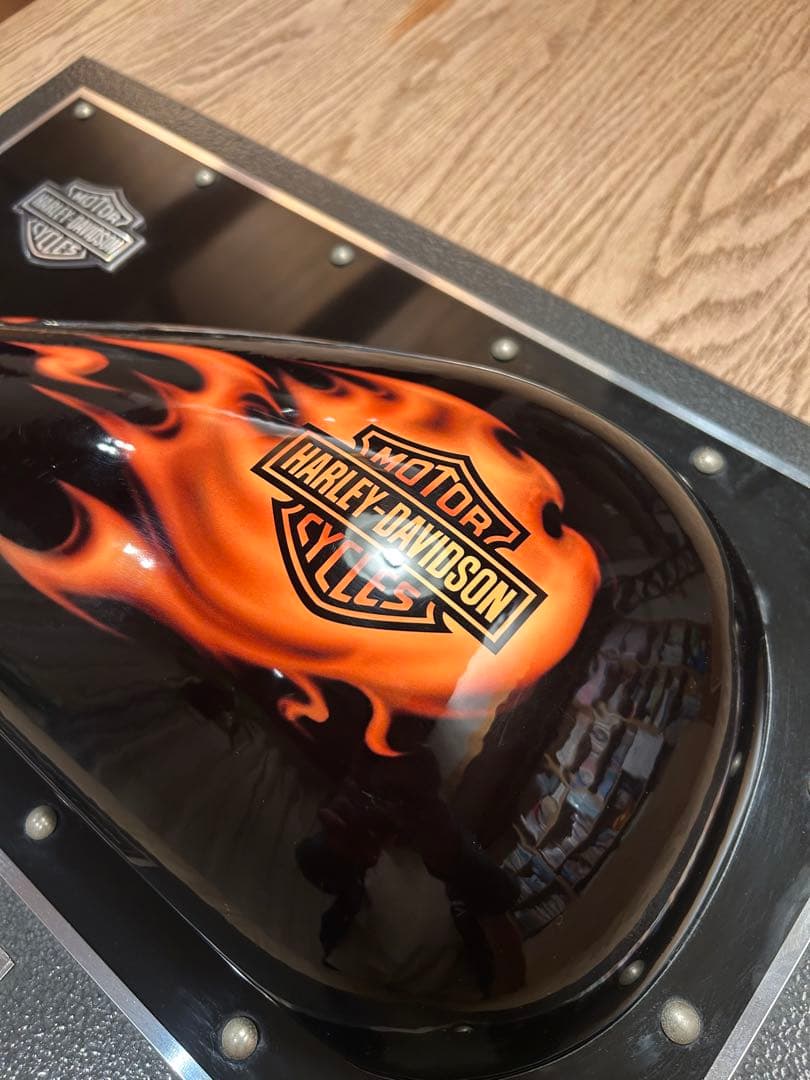 希少！ハーレーダビッドソンのタンクディスプレイ！