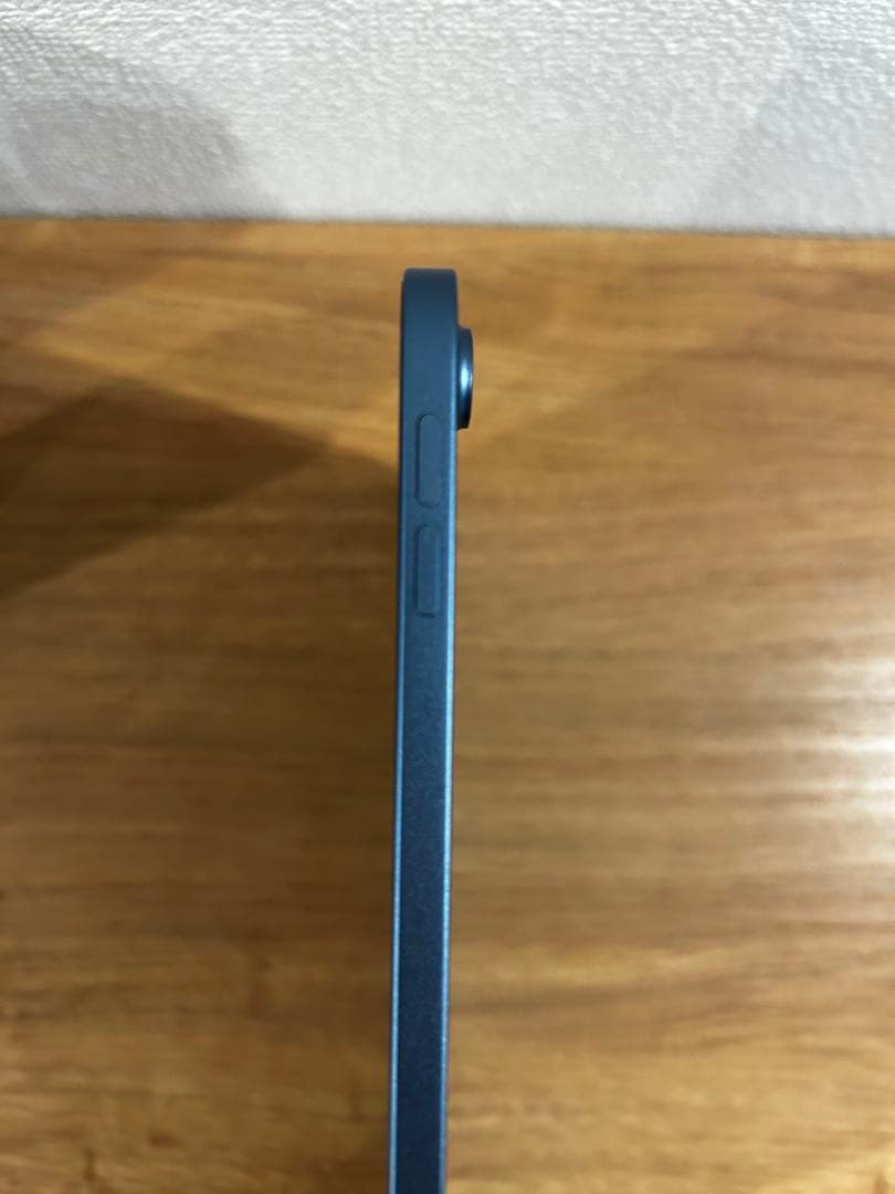 iPad Air 256GB 第5世代 ブルー　フォリオケース付　未使用に近い